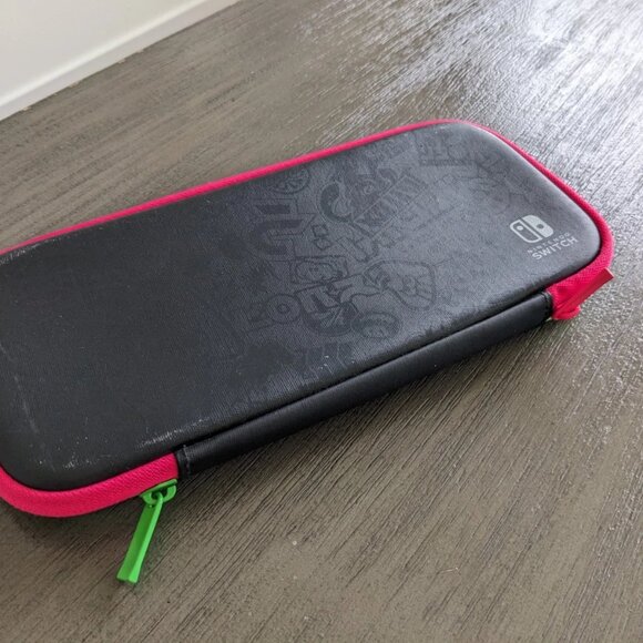 Nintendo 32GB Special Edition Splatoon 2 Switch Console - Black - Picture 8 of 16